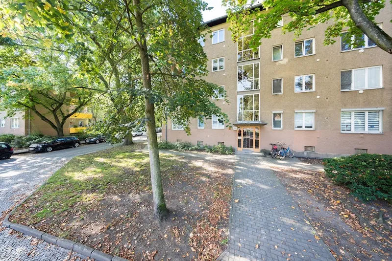 Mit Balkon — photo 1